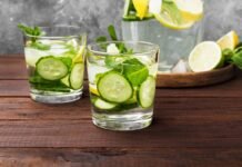 Top 8 Summer Vegetables According to Ayurveda to Stay Cool🌿 Detox drink with cucumber, lemon and mint in glasses on a wooden background